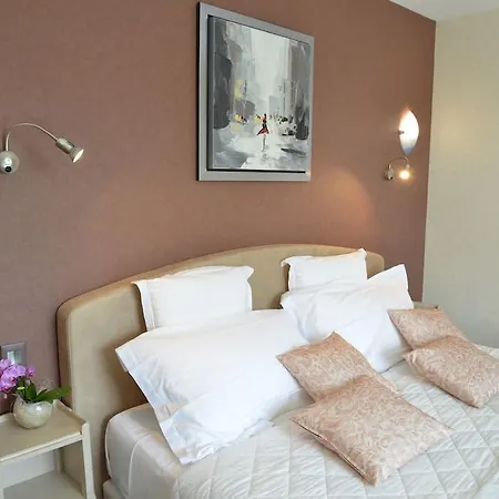 Cit'hotel Logis De Brou, En Bresse