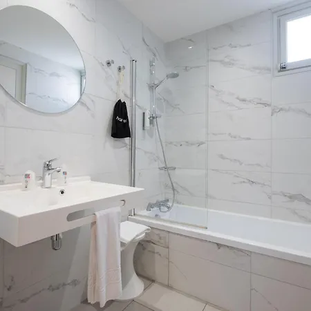 Cit'hotel Logis De Brou, En Bresse ホテル ブール・ガン・ブレス