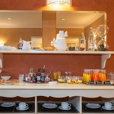 Cit'hotel Logis De Brou, En Bresse ホテル