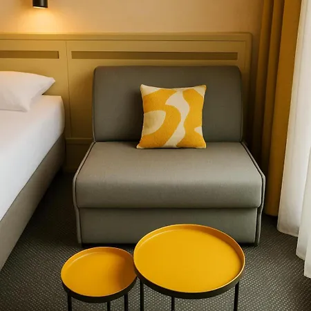 Cit'hotel Logis De Brou, En Bresse Hotel 3*