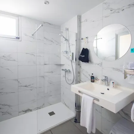 Cit'hotel Logis De Brou, En Bresse Renove En 2026 מלון 3*