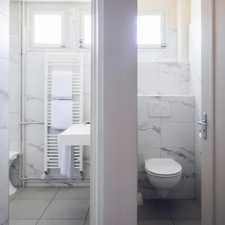 מלון Cit'hotel Logis De Brou, En Bresse Renove En 2026 3*